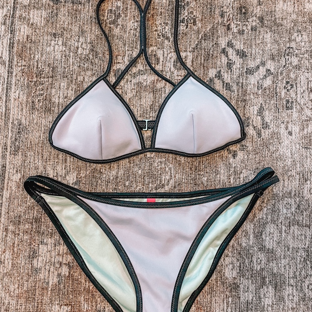 Victoria’s Secret triangle purple bikini set